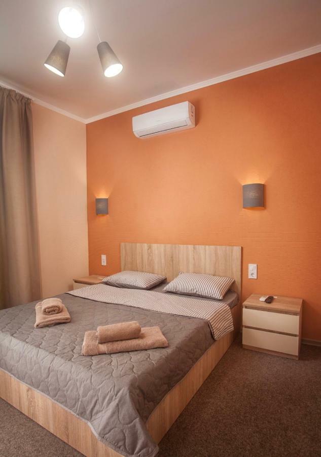 Fanfan Hotel Odesa Exterior foto