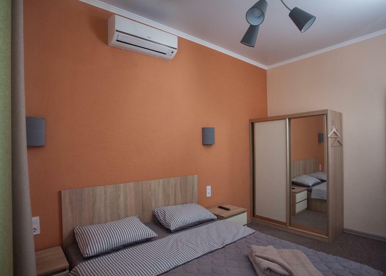 Fanfan Hotel Odesa Exterior foto